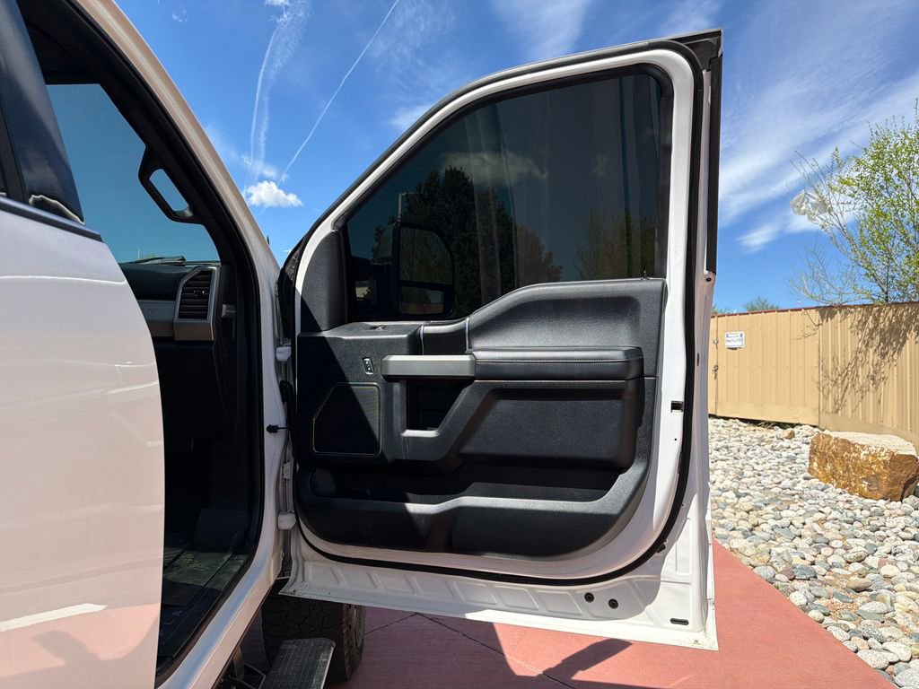 Used 2018 Ford F350 Platinum w/ Platinum Ultimate Package image 31