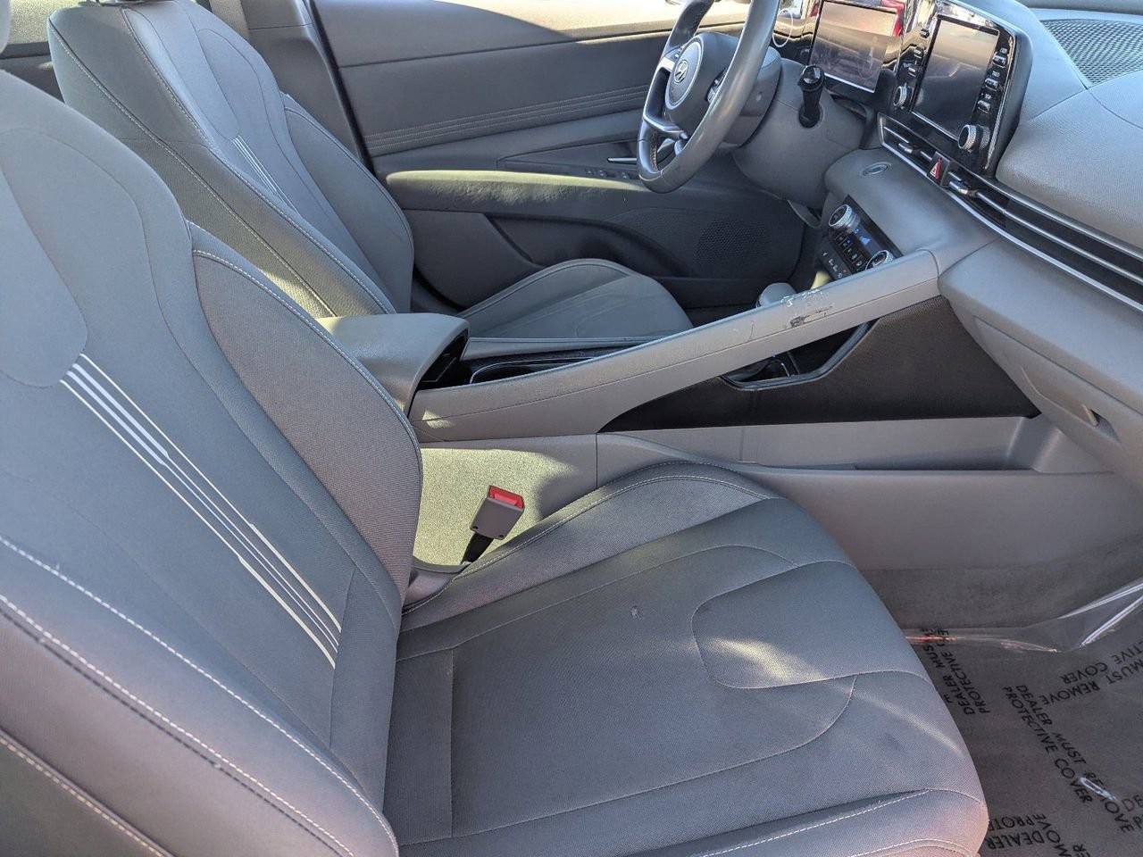 Used 2021 Hyundai Elantra SEL w/ Convenience Package image 9