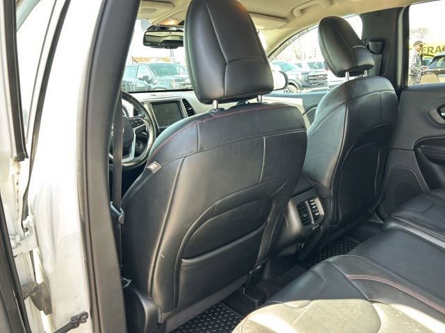 Used 2015 Jeep Cherokee Trailhawk w/ Comfort/Convenience Group image 22