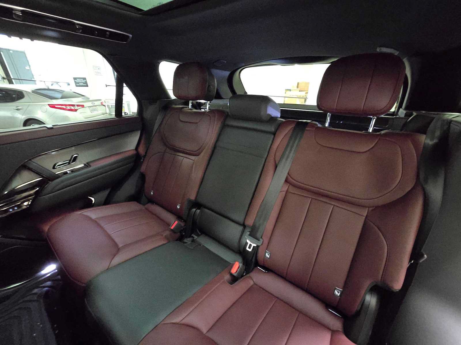 Used 2024 Land Rover Range Rover Sport Dynamic SE AWD/4WD image 17