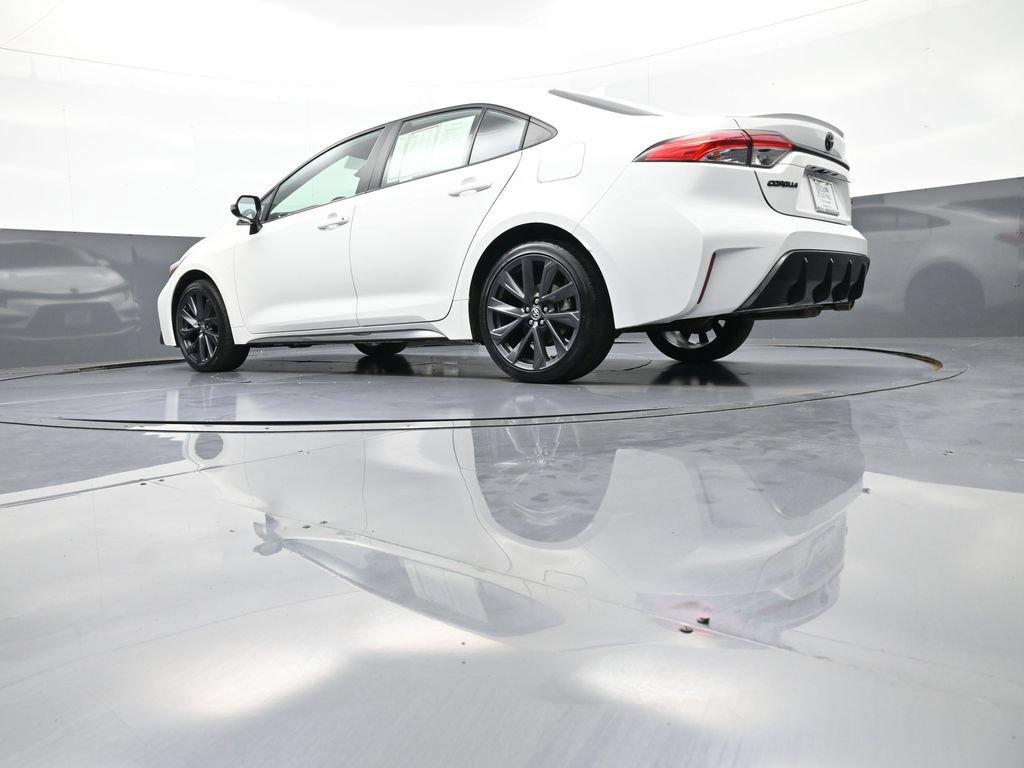 Certified 2023 Toyota Corolla SE w/ Carpet Mat Package (TMS) FWD image 30