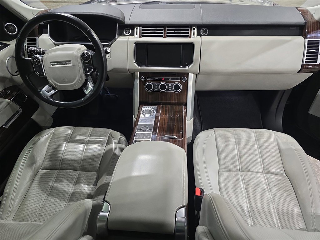 Used 2016 Land Rover Range Rover HSE image 9