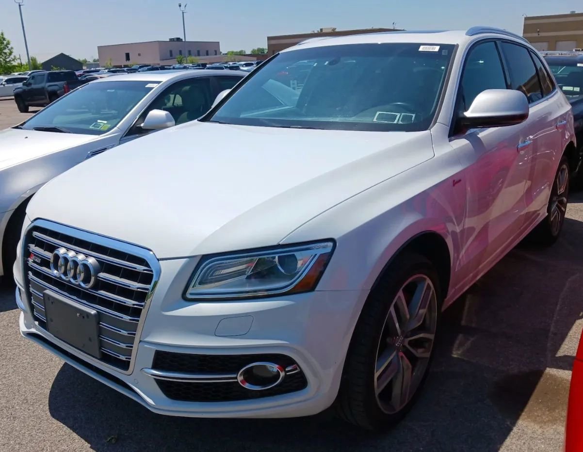 Used 2016 Audi SQ5 Prestige AWD/4WD image 2