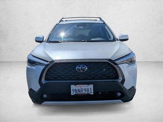 Used 2024 Toyota Corolla Cross XLE FWD image 2
