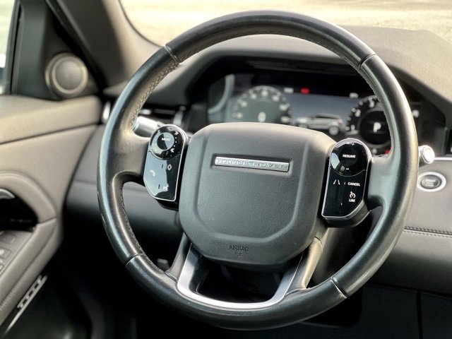 Used 2020 Land Rover Range Rover Evoque SE image 32