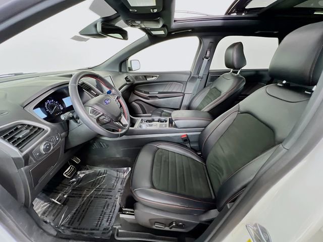 Used 2022 Ford Edge ST-Line w/ Class II Trailer Tow Package image 19
