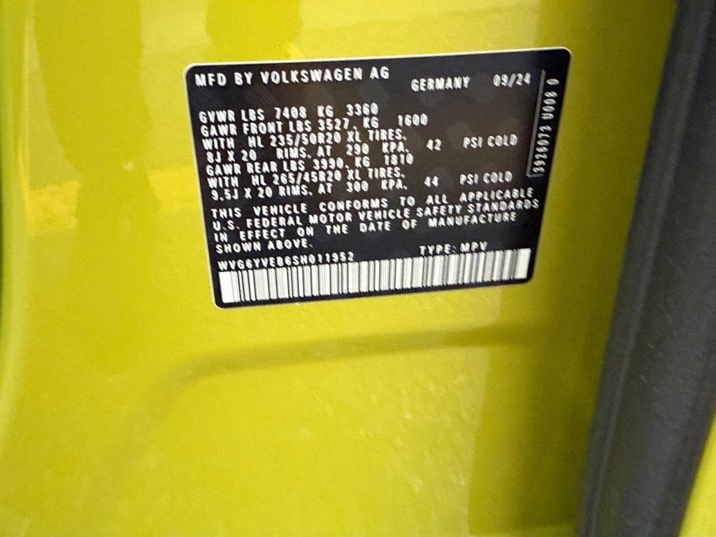 New 2025 Volkswagen ID. Buzz 1st Edition image 23