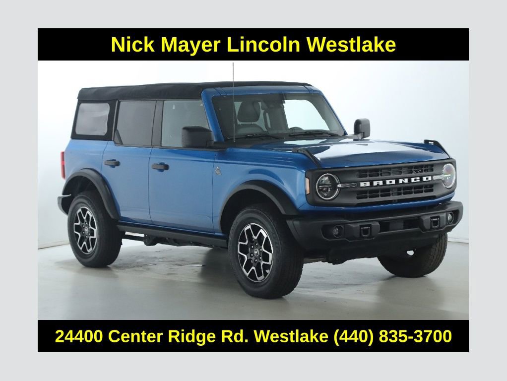 Used 2023 Ford Bronco Black Diamond image 1
