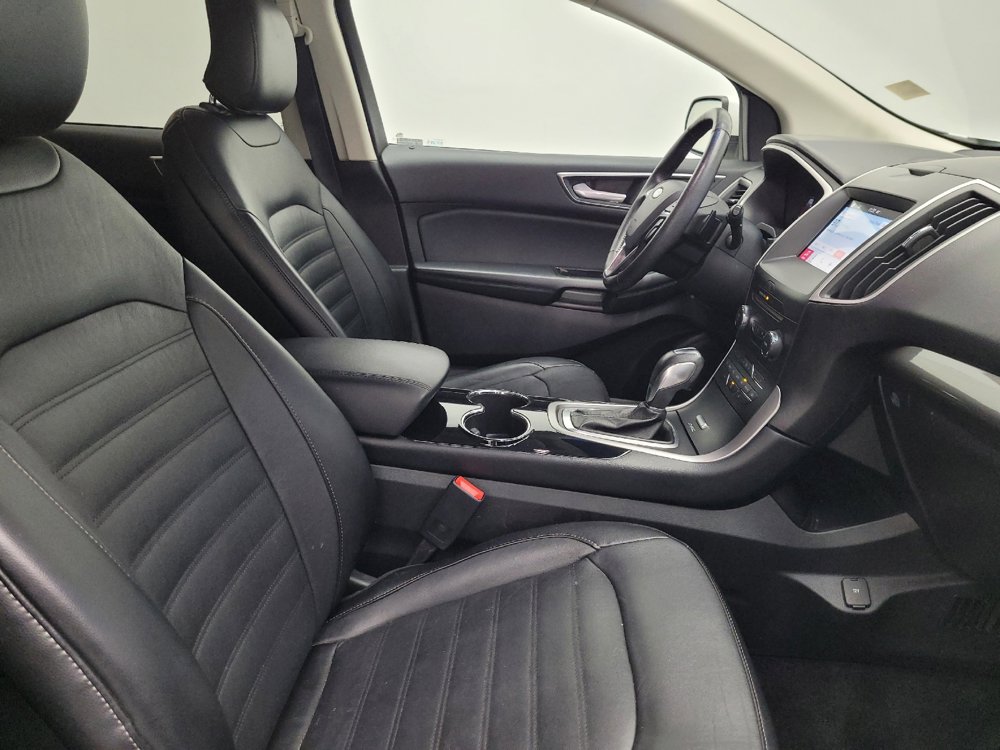 Used 2016 Ford Edge SEL w/ Equipment Group 201A AWD/4WD image 21