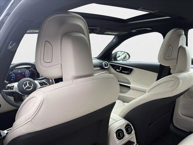 New 2025 Mercedes-Benz C 300 4MATIC Sedan image 16