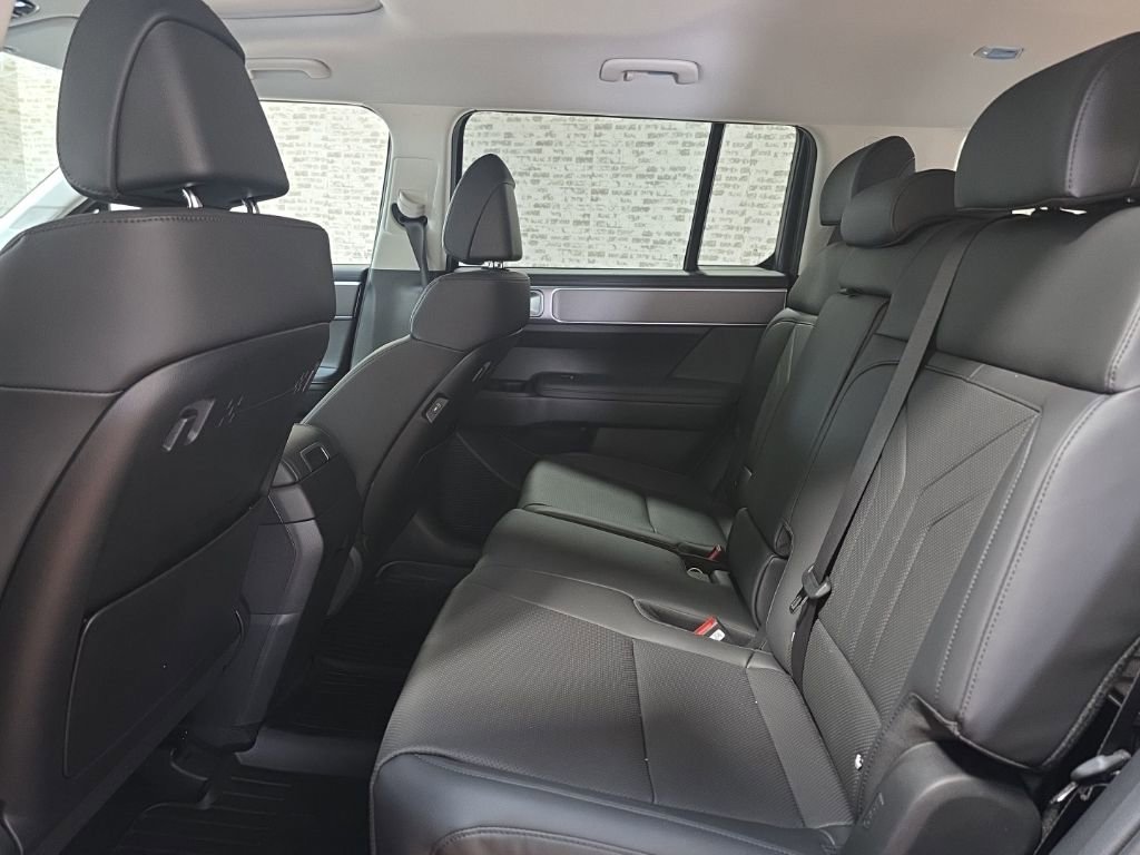 New 2026 Hyundai Santa Fe XRT AWD/4WD image 12