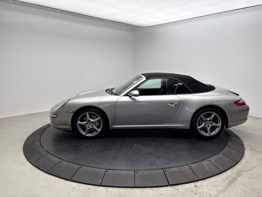 Used 2006 Porsche 911 Carrera 4 AWD/4WD image 2