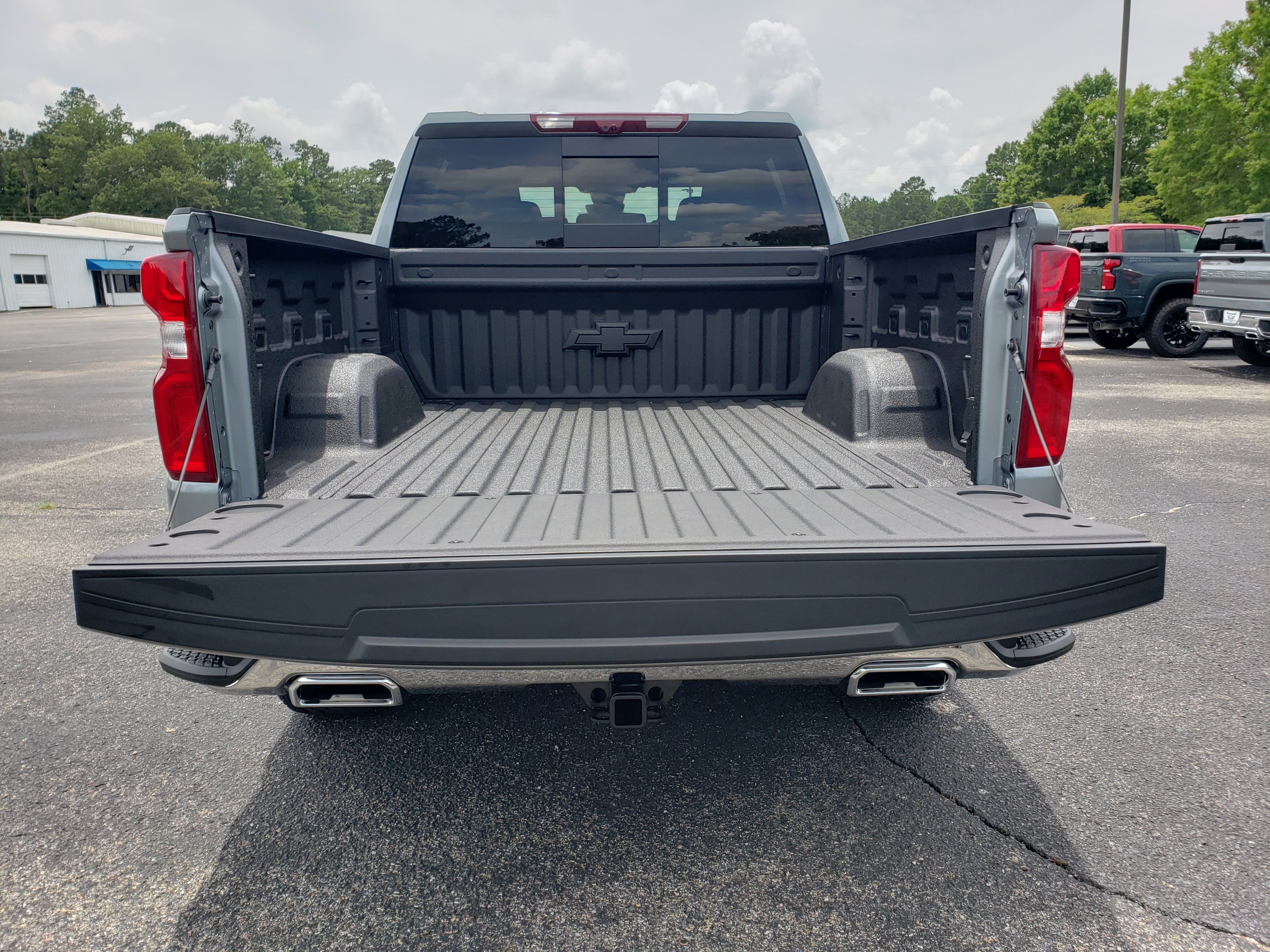 New 2026 Chevrolet Silverado 1500 LTZ AWD/4WD image 8