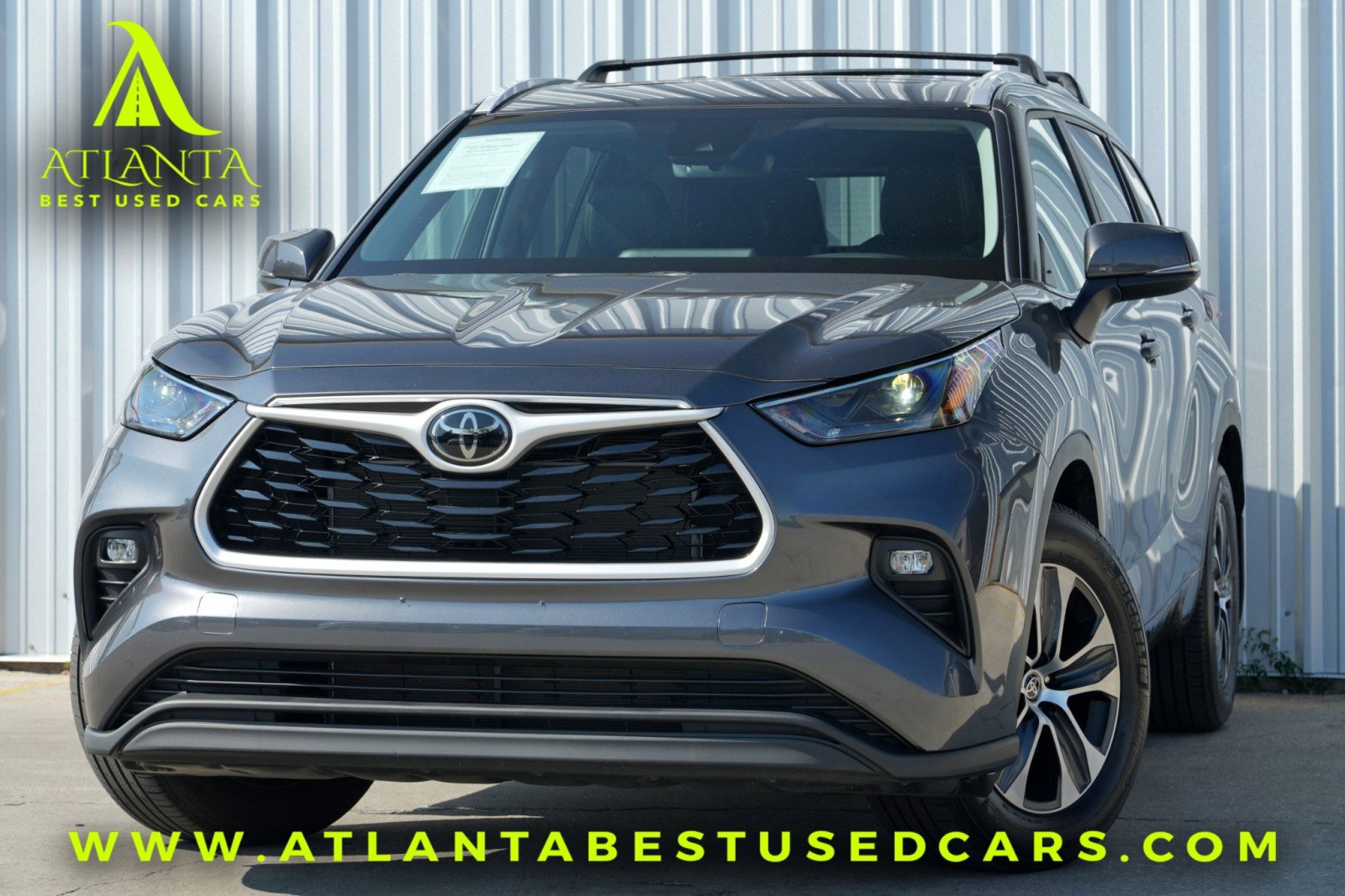 Used 2024 Toyota Highlander XLE video 1
