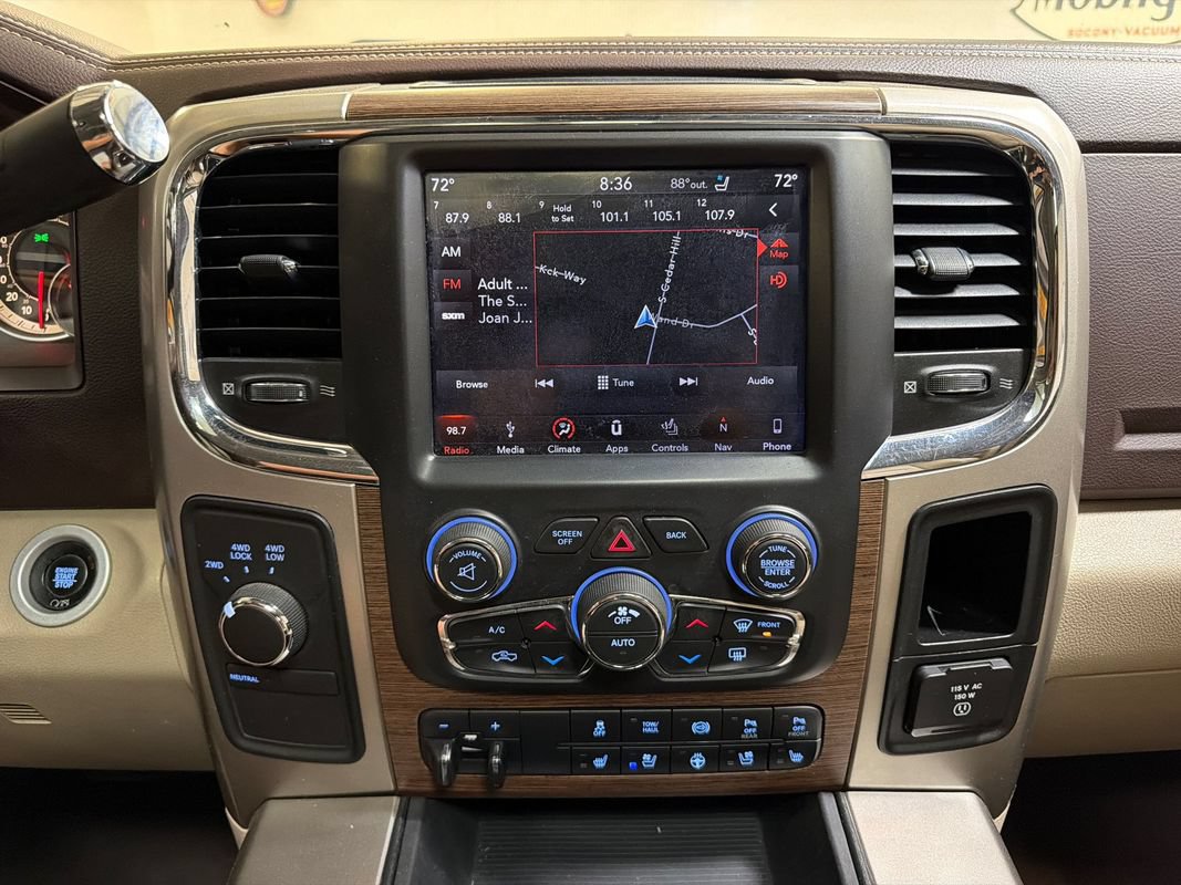 Used 2018 RAM 3500 Laramie w/ Convenience Group AWD/4WD image 19