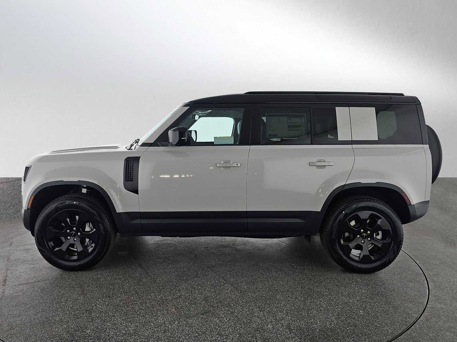 New 2026 Land Rover Defender 110 S image 2