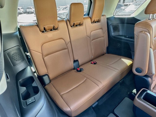 New 2026 Nissan Pathfinder Platinum AWD/4WD image 23