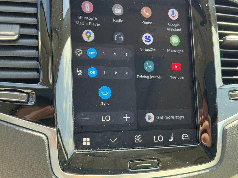 Certified 2024 Volvo XC90 B6 Plus w/ Protection Package Premier image 21