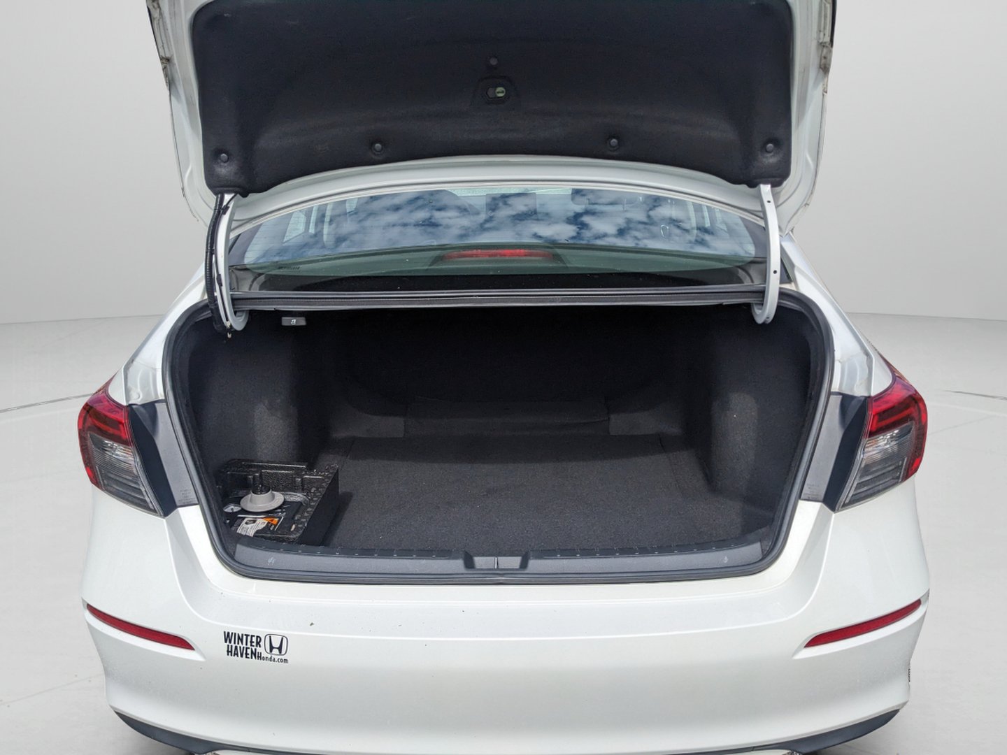 Used 2022 Honda Civic LX image 11