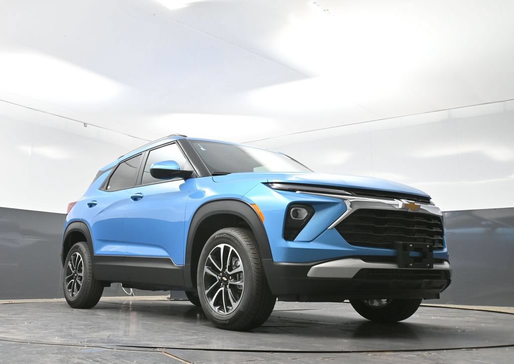 New 2026 Chevrolet TrailBlazer LT w/ LT Cold Weather Package AWD/4WD image 45