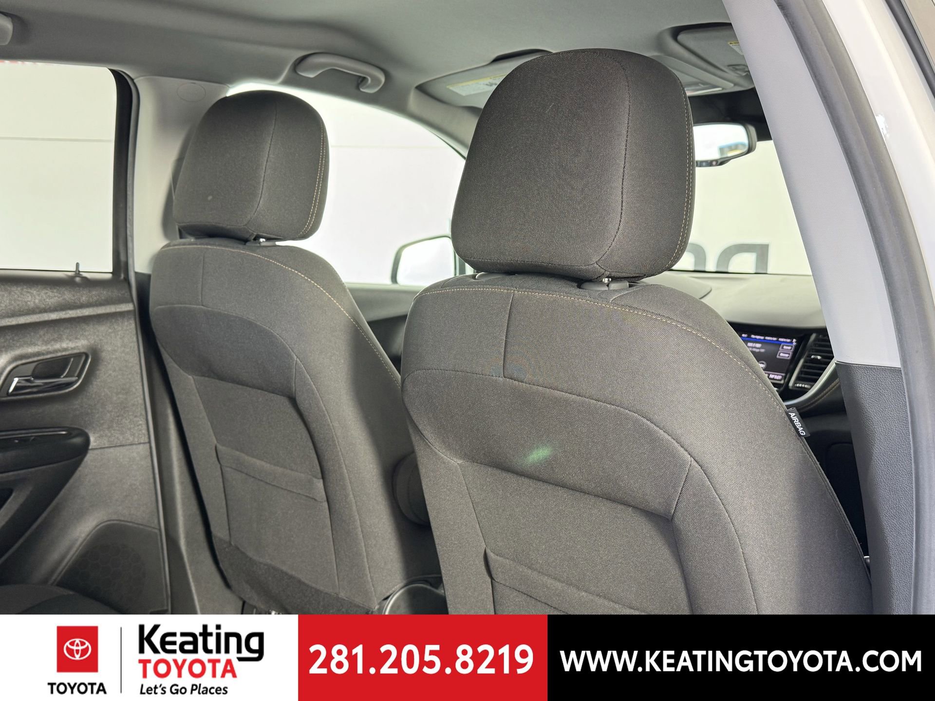 Used 2022 Chevrolet Trax LS w/ Tint and Cruise Package image 19