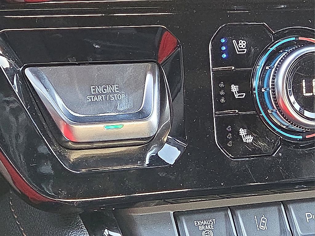 Used 2025 GMC Sierra 2500 AT4 w/ AT4 Premium Plus Package image 29