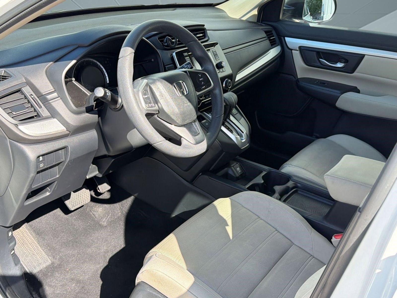 Used 2017 Honda CR-V LX image 4