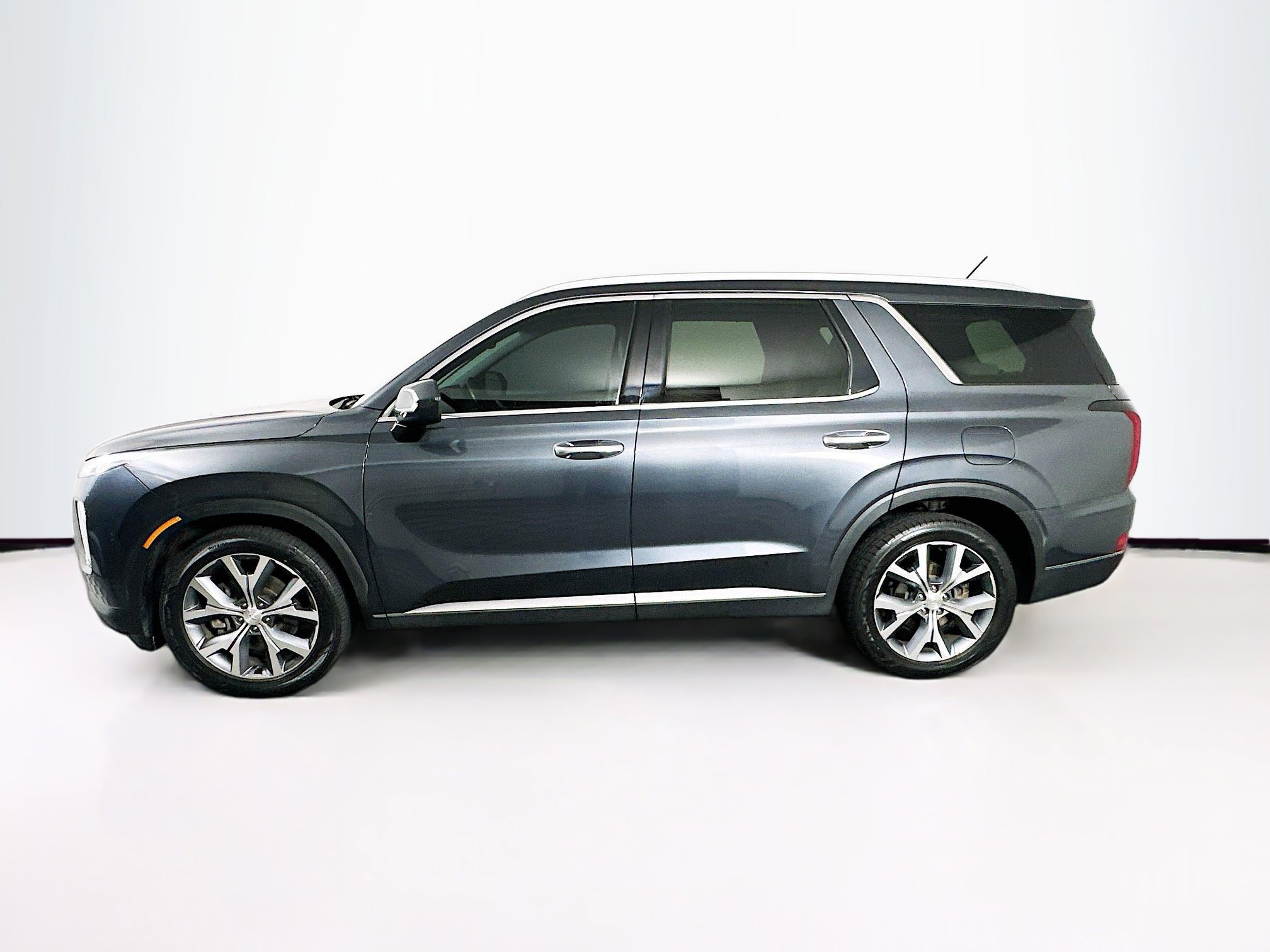 Used 2020 Hyundai Palisade SEL w/ Premium Package image 4