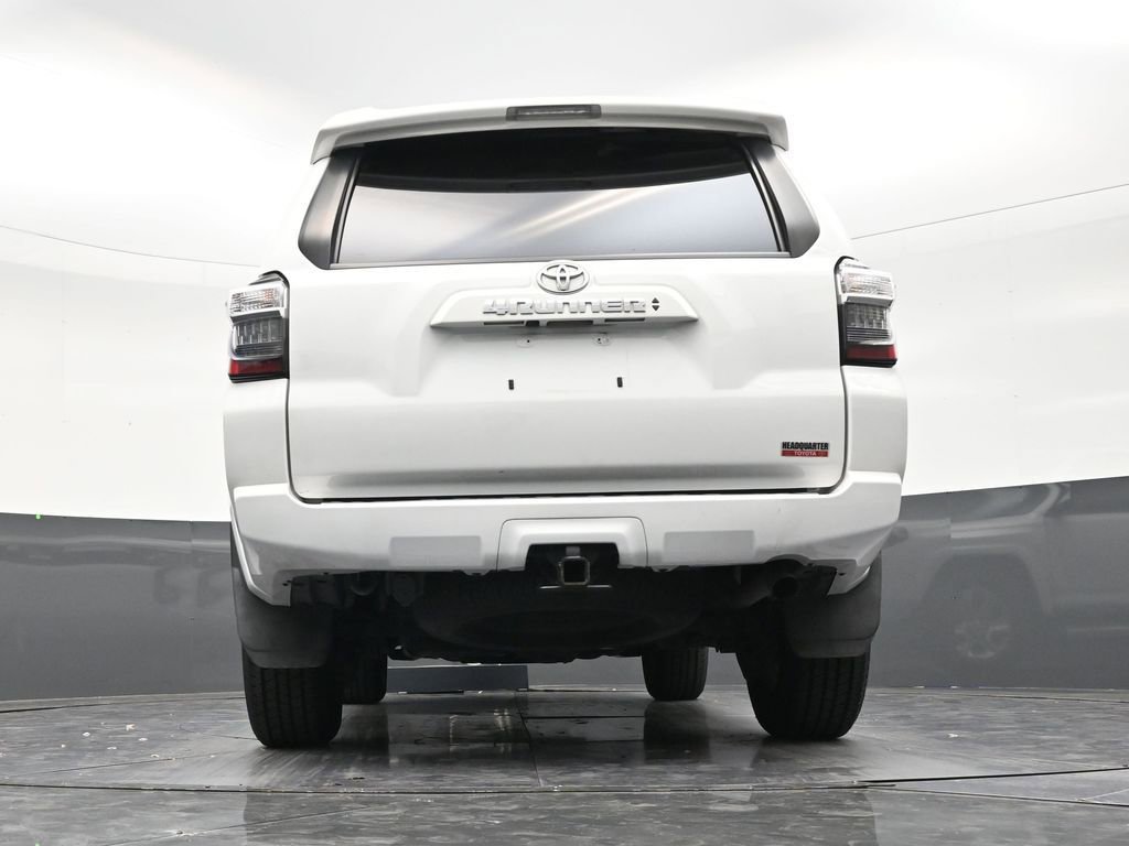 Used 2022 Toyota 4Runner SR5 RWD image 23