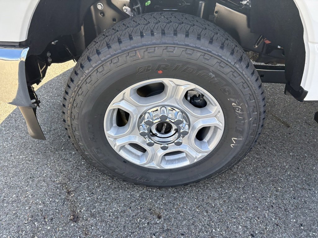 New 2026 Ford F350 XLT w/ 360-Degree Camera Package image 15