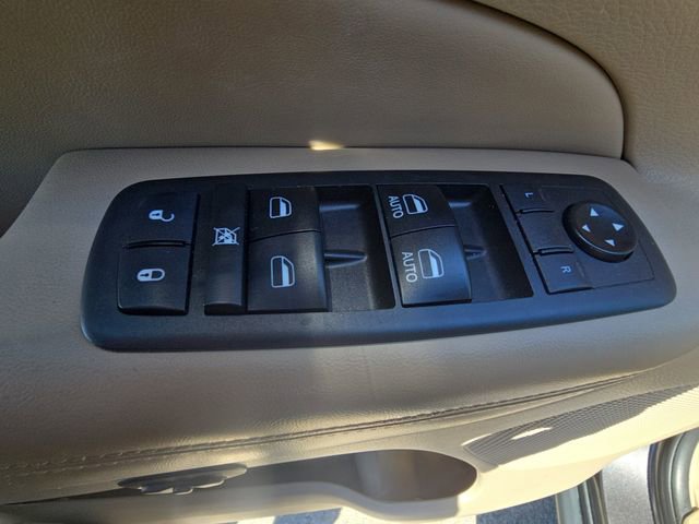 Used 2018 Jeep Grand Cherokee Limited w/ Trailer Tow Group IV image 28