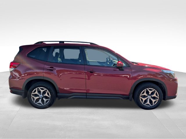 Used 2020 Subaru Forester Premium AWD/4WD image 8