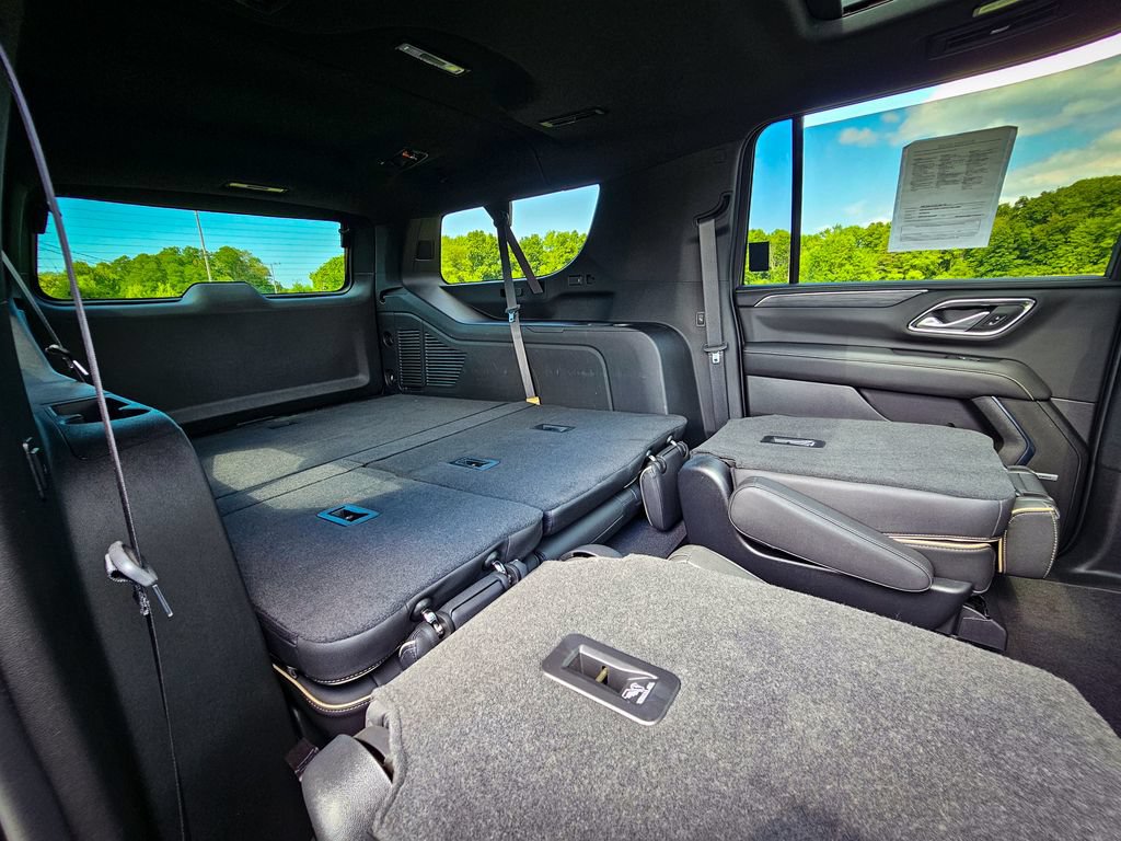Used 2022 GMC Yukon XL SLT w/ SLT Premium Package AWD/4WD image 40