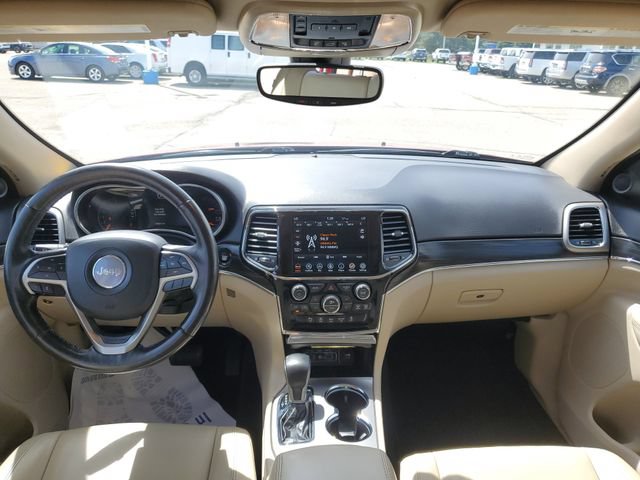 Used 2021 Jeep Grand Cherokee Limited AWD/4WD image 25