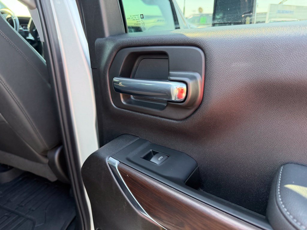 Used 2023 GMC Sierra 2500 SLT w/ SLT Preferred Package AWD/4WD image 38