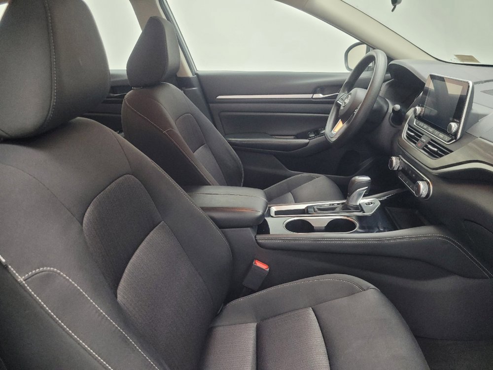 Used 2023 Nissan Altima 2.5 SV image 21