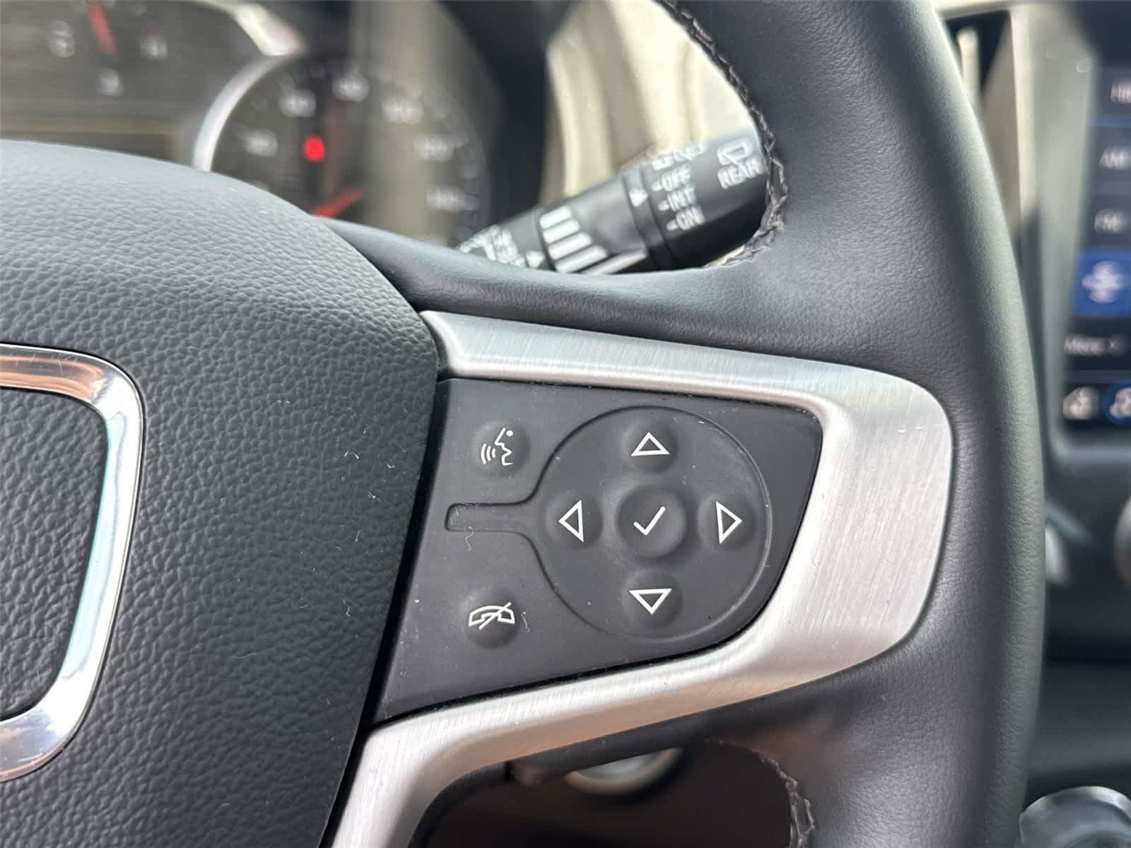 Used 2023 GMC Terrain SLT AWD/4WD image 25