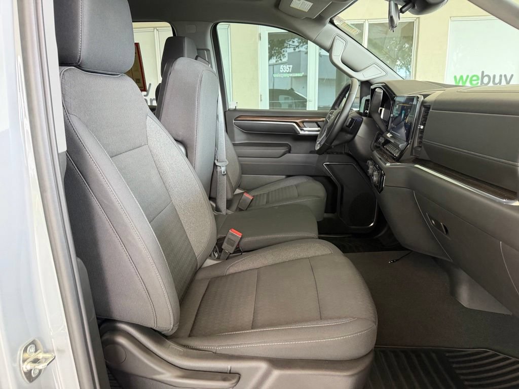 Used 2024 Chevrolet Silverado 1500 RST RWD image 27