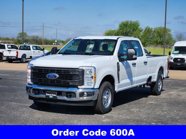 New 2026 Ford F250 XL w/ XL Chrome Package image 3