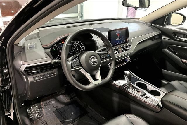 Used 2024 Nissan Altima 2.5 SR AWD/4WD image 21
