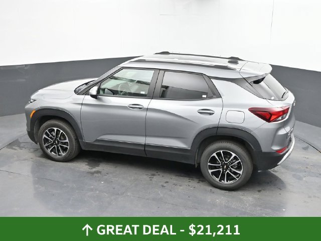 Used 2025 Chevrolet TrailBlazer LT AWD/4WD image 43