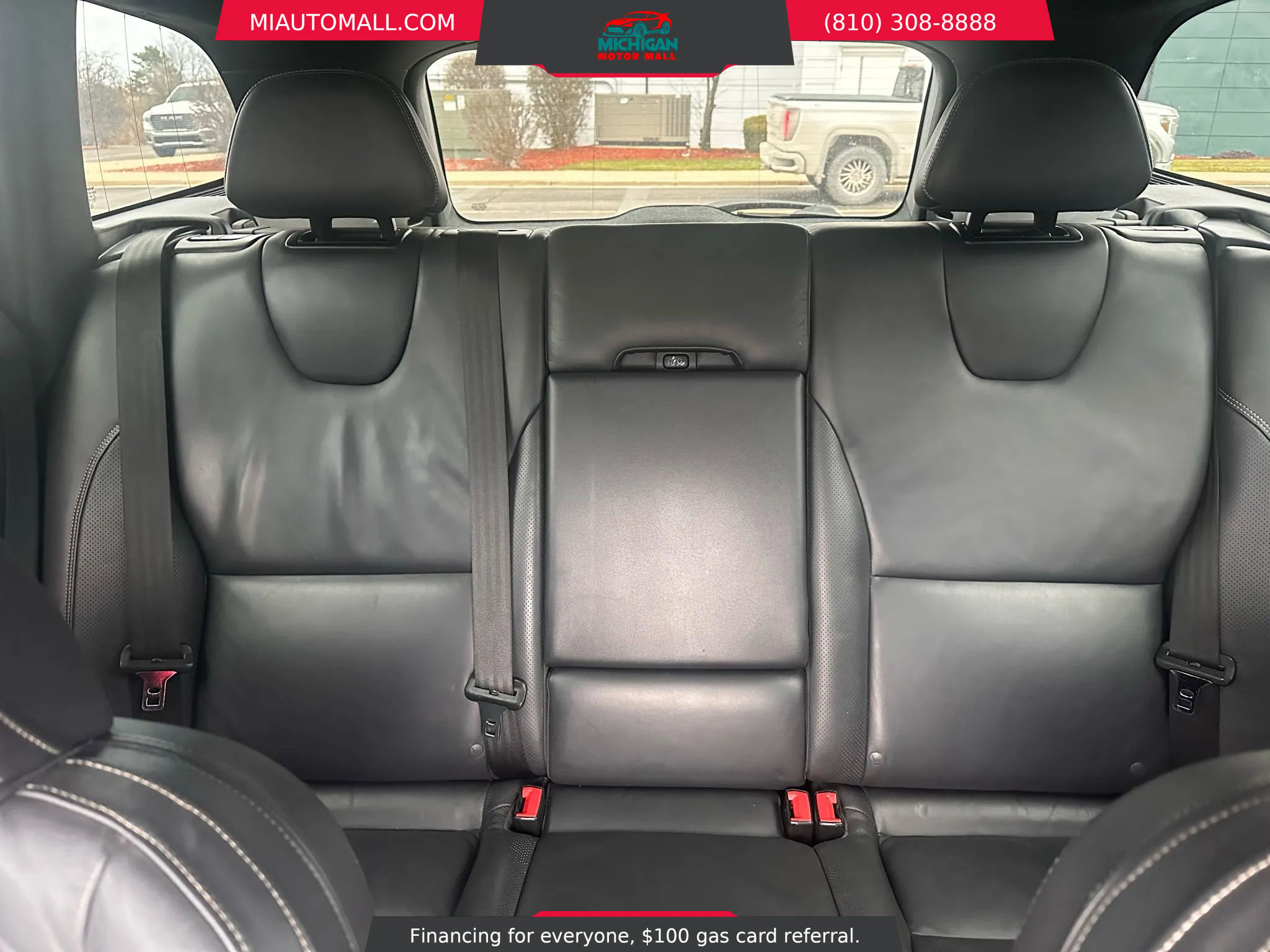 Used 2015 Volvo XC60 T6 R-Design Platinum image 22