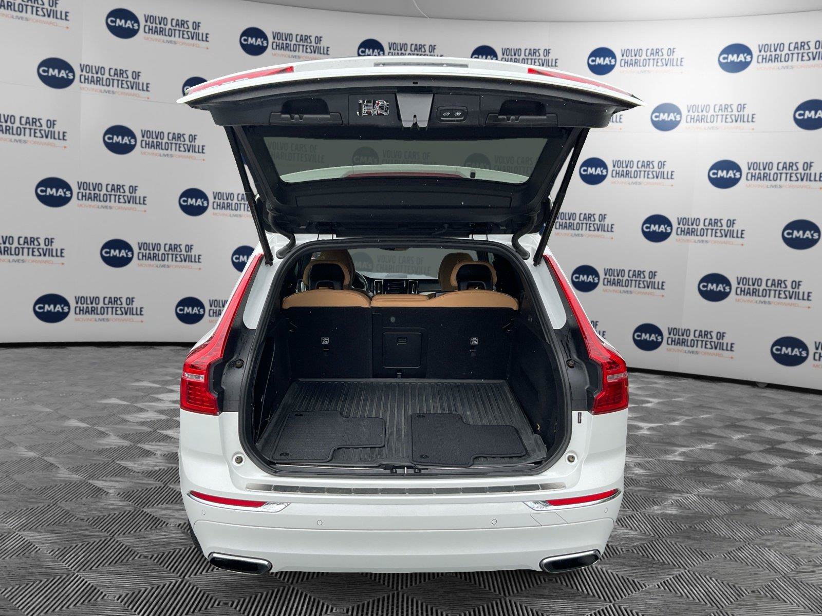 Used 2019 Volvo XC60 T6 Inscription AWD/4WD image 11