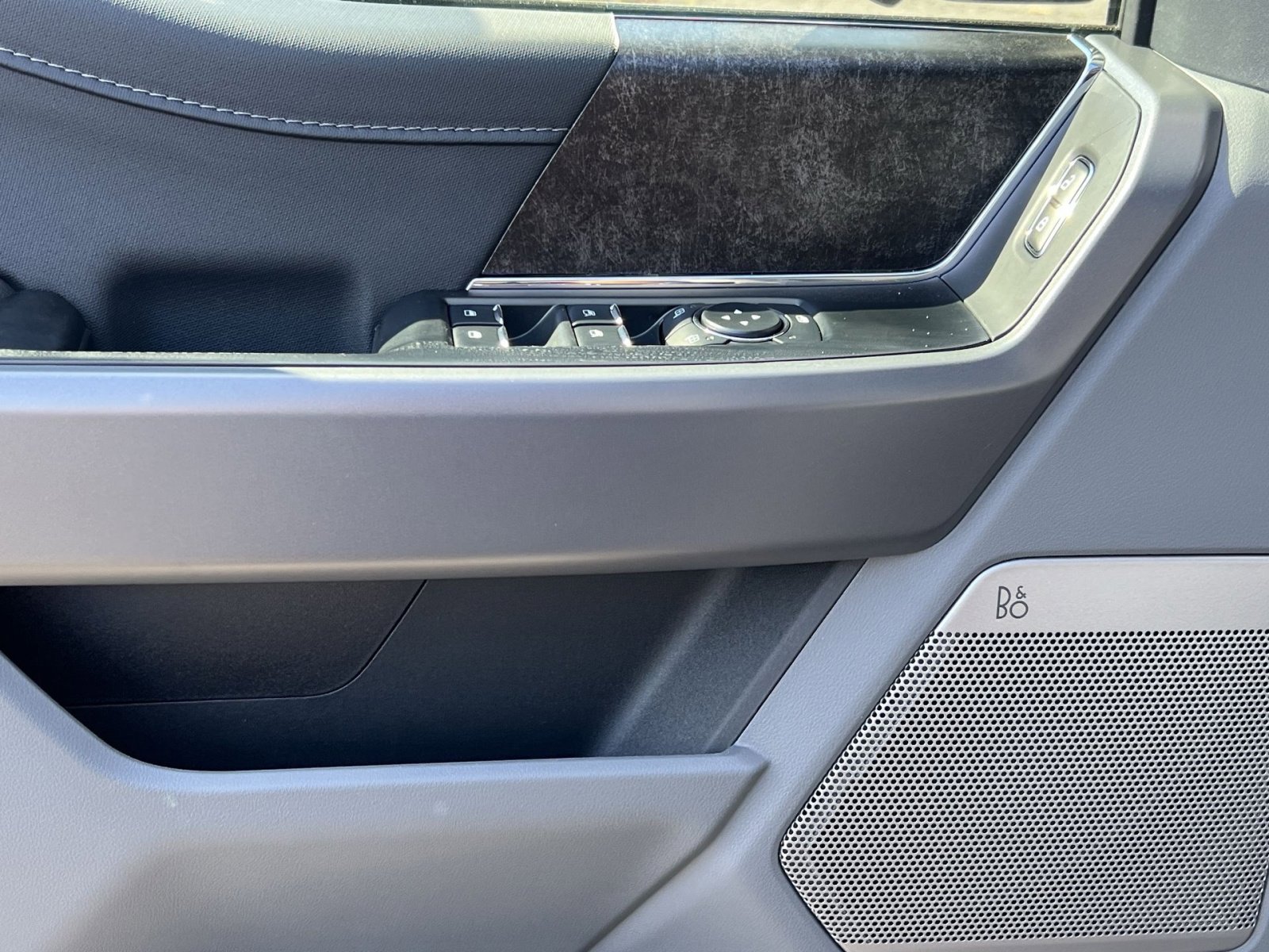 New 2025 Ford F150 Lightning Flash image 15