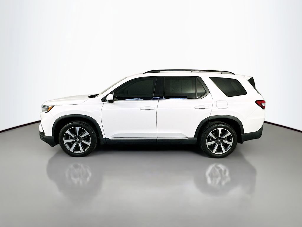 Used 2024 Honda Pilot Elite image 4