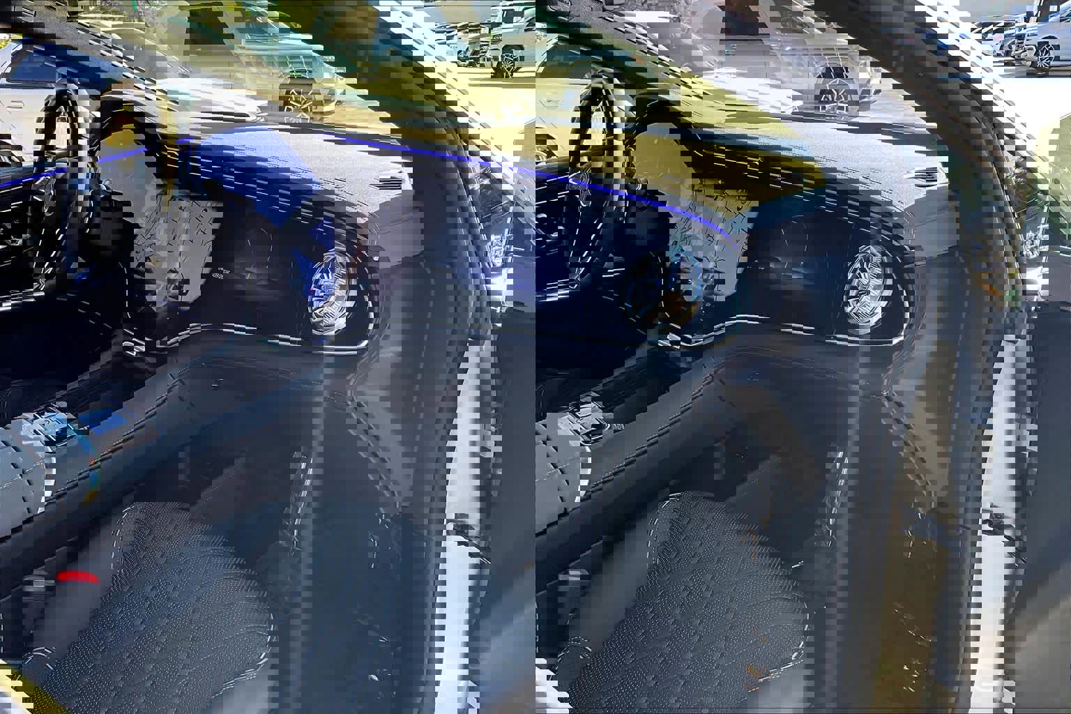 Used 2023 Mercedes-Benz EQS 580 4MATIC Sedan image 18