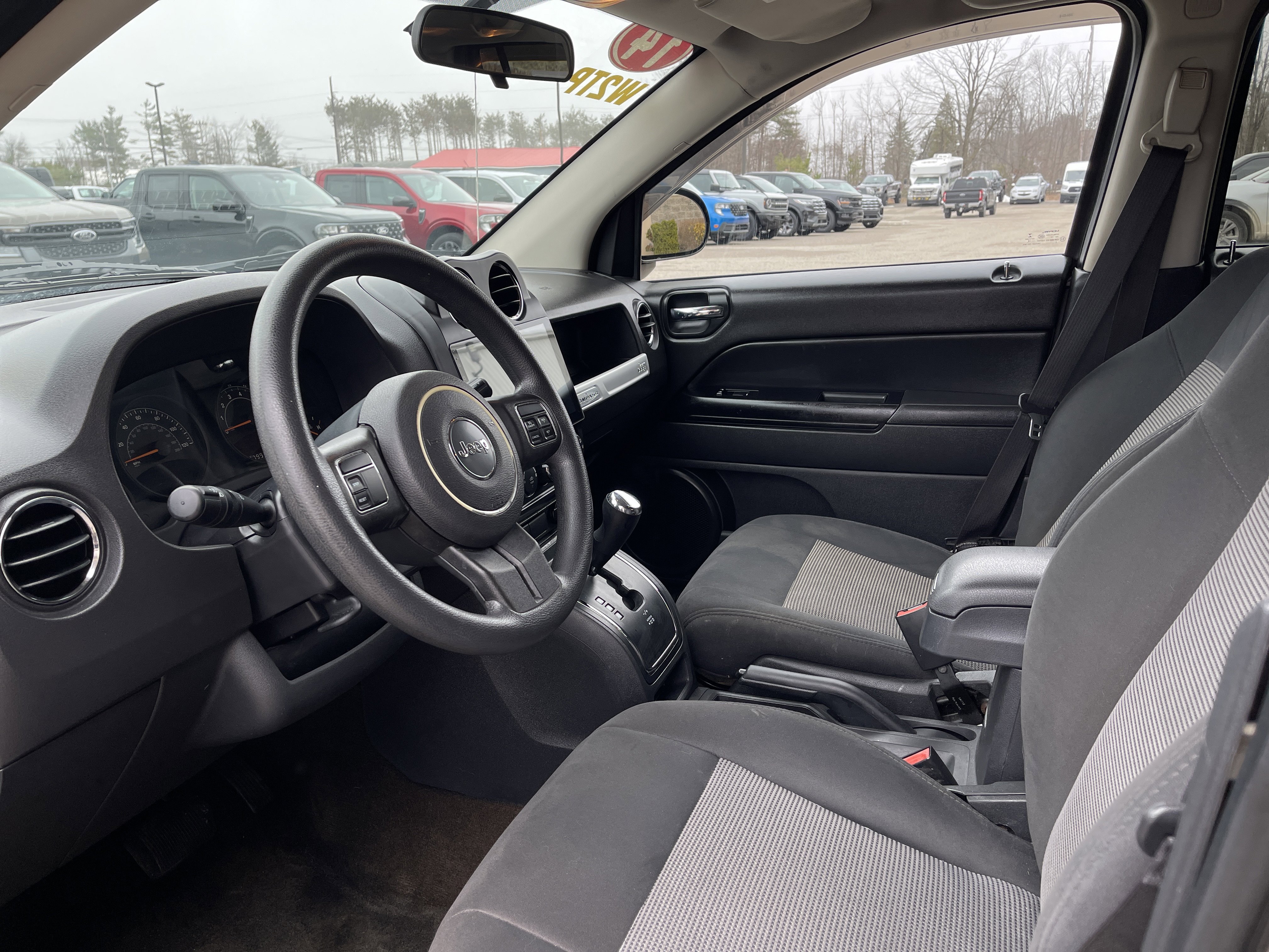 Used 2014 Jeep Compass Sport w/ Power Value Group image 12