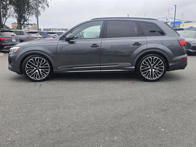 New 2025 Audi SQ7 Premium Plus image 34
