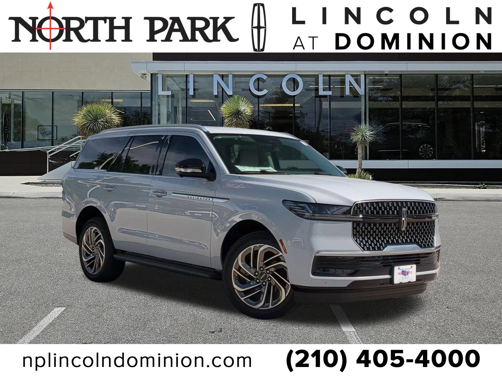 New 2026 Lincoln Navigator Premier AWD/4WD image 1