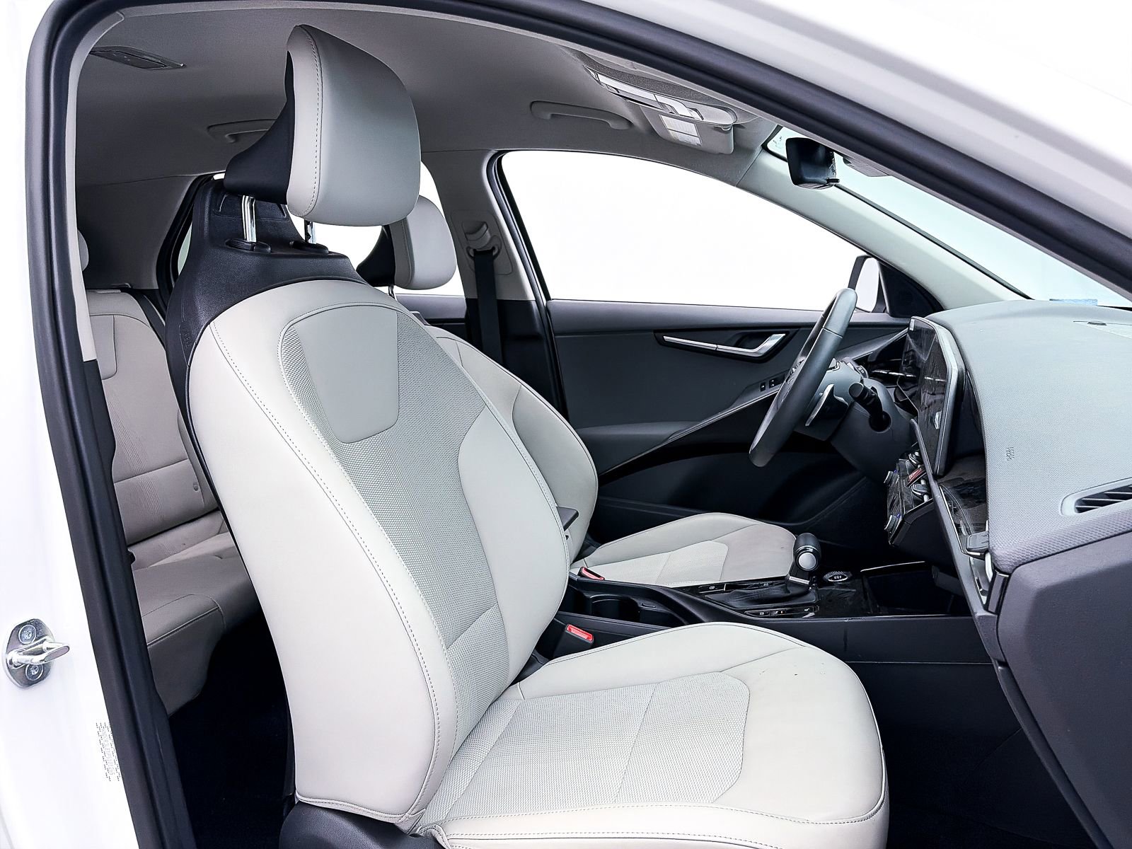 Used 2023 Kia Niro EX FWD image 35